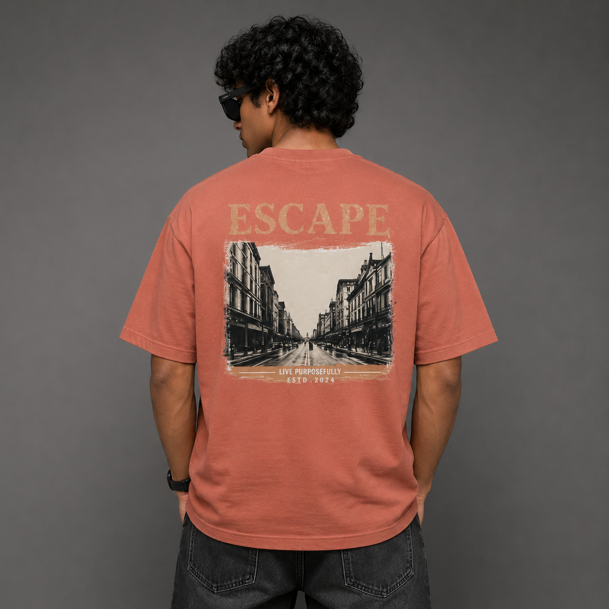 Escape Oversized T-Shirt – Vintage Streetwear Collection